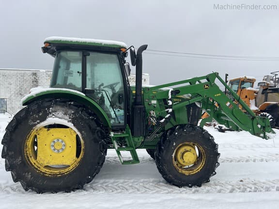 Image of John Deere 6105E equipment image 2