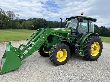 Main image John Deere 6105E