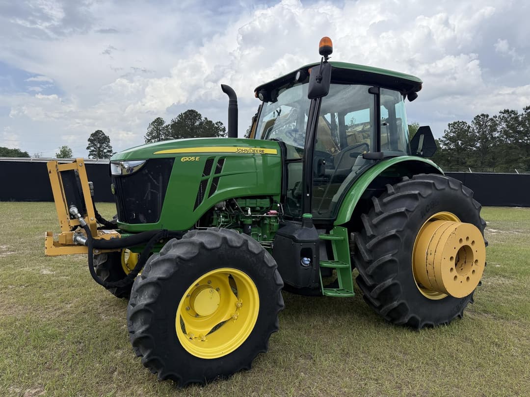 Image of John Deere 6105E Primary image