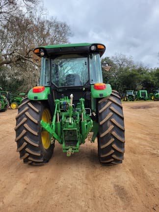Image of John Deere 6105E equipment image 4