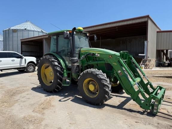 Image of John Deere 6105E equipment image 3
