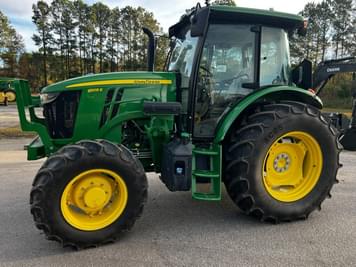 Main image John Deere 6105E