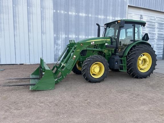 Image of John Deere 6105E equipment image 1