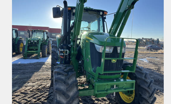 Image of John Deere 6105E equipment image 2