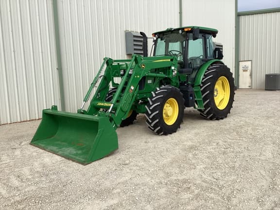 Image of John Deere 6105E equipment image 1