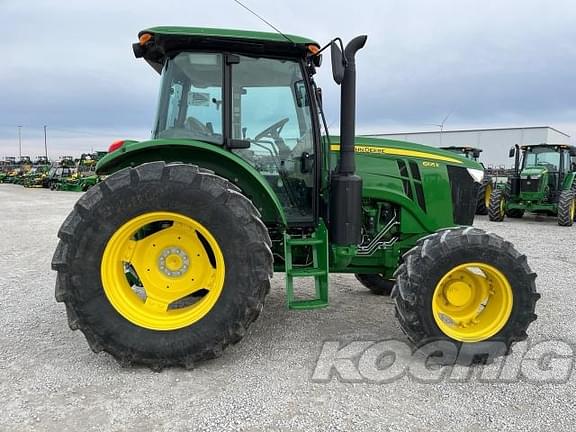 Image of John Deere 6105E equipment image 3