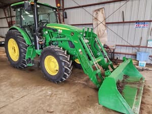 2022 John Deere 6105E Image