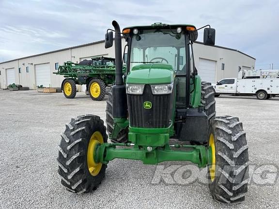 Image of John Deere 6105E equipment image 4