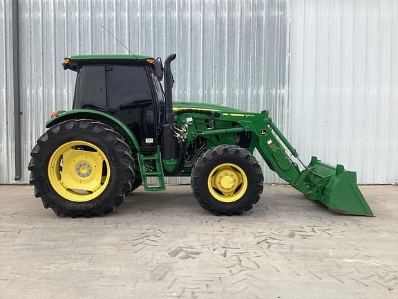 Image of John Deere 6105E equipment image 2