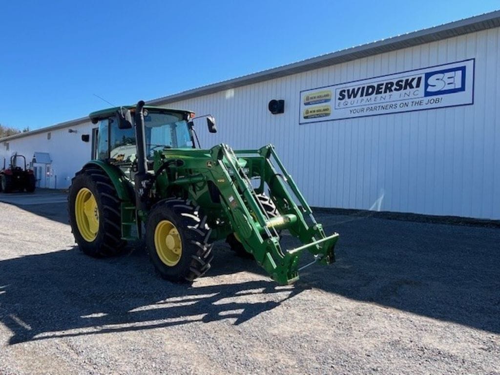 2022 John Deere 6105E Equipment Image0