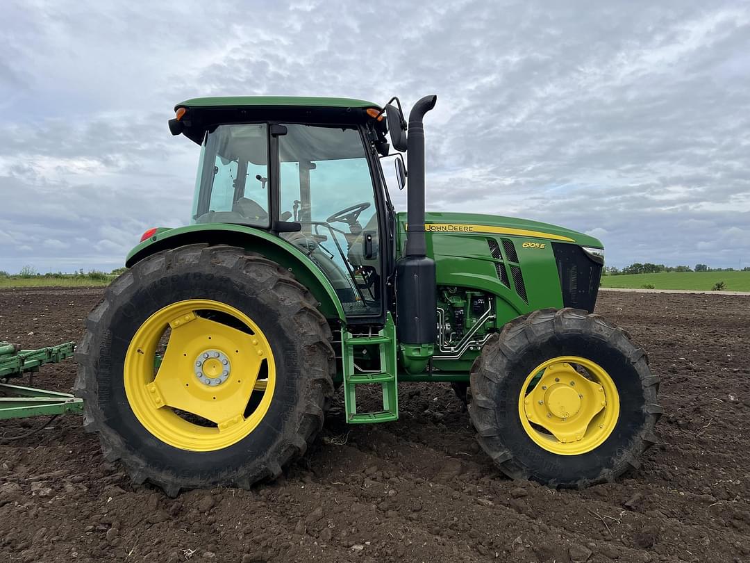 Image of John Deere 6105E Primary image