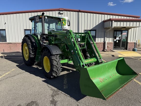 Image of John Deere 6105E equipment image 3