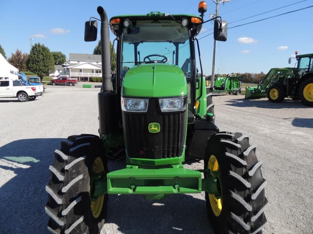 Image of John Deere 6105E equipment image 4