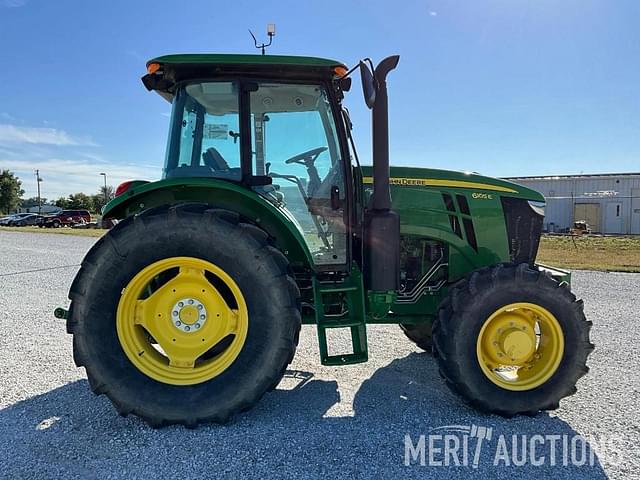 Image of John Deere 6105E equipment image 4