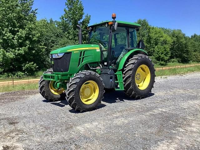 Image of John Deere 6105E equipment image 1