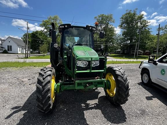 Image of John Deere 6110M equipment image 3