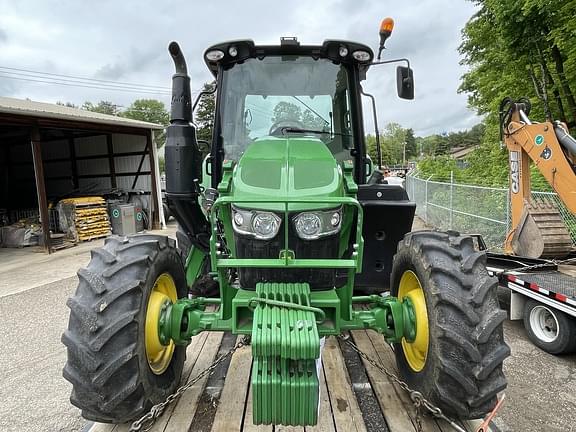 Image of John Deere 6110M equipment image 4