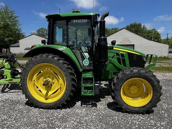 Image of John Deere 6110M equipment image 4