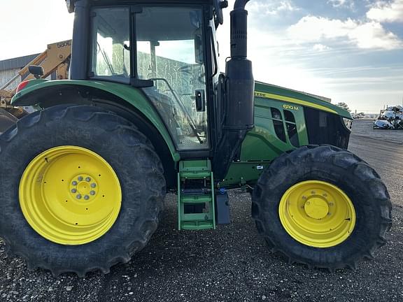 Image of John Deere 6110M equipment image 3