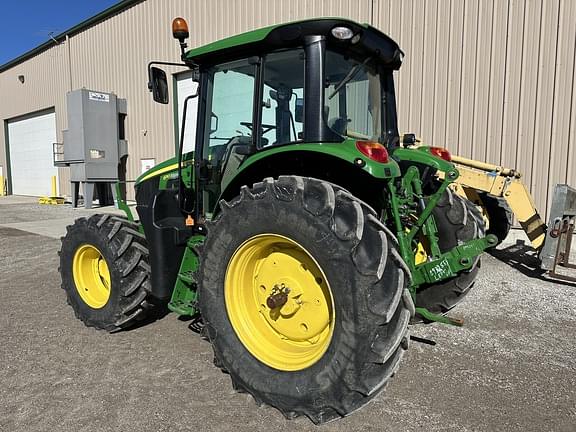Image of John Deere 6110M equipment image 2