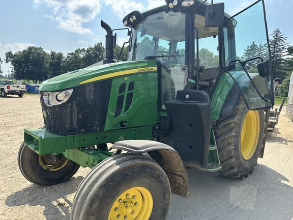 2022 John Deere 6110M Equipment Image0