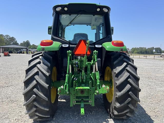 Image of John Deere 6110M equipment image 3