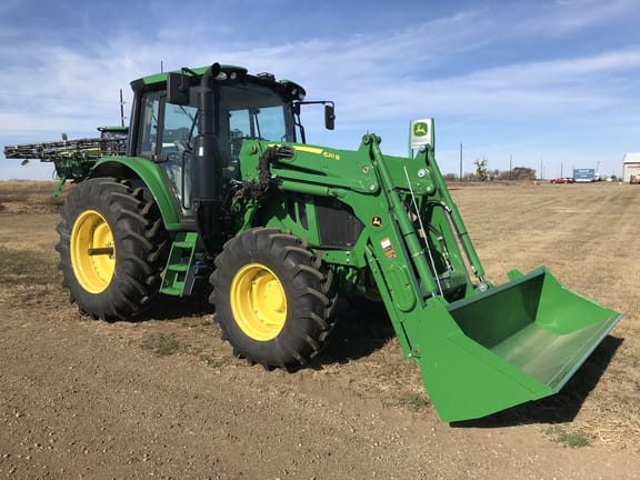 Main image John Deere 6110M
