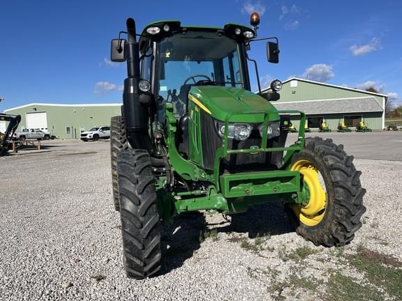 Image of John Deere 6110M equipment image 3