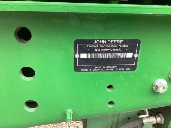 Image of John Deere 6110M equipment image 4