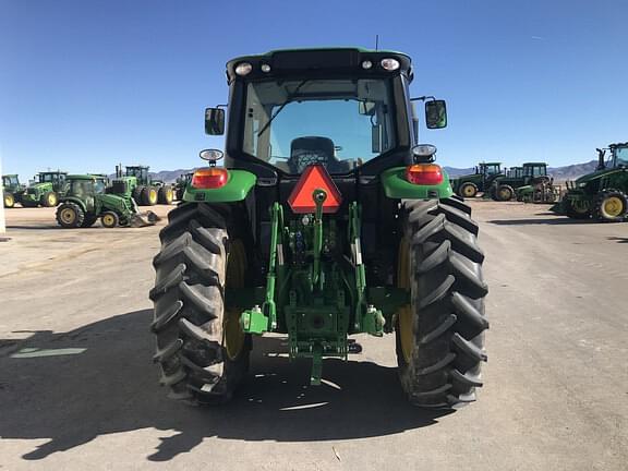 Image of John Deere 6110M equipment image 4