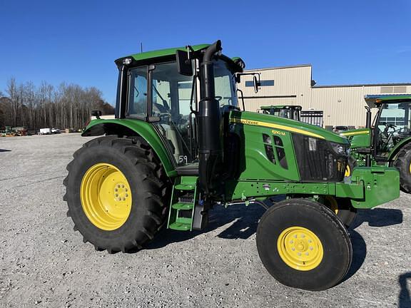 Image of John Deere 6110M equipment image 2