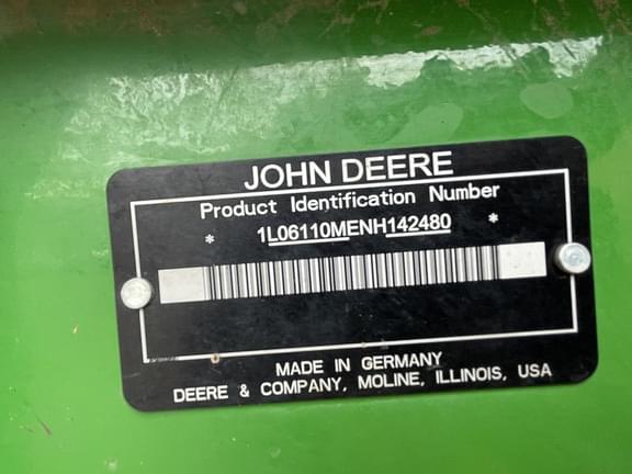 Image of John Deere 6110M equipment image 1