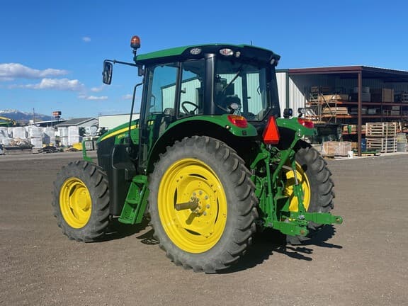 Image of John Deere 6110M equipment image 3