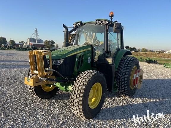 Image of John Deere 6110M equipment image 1