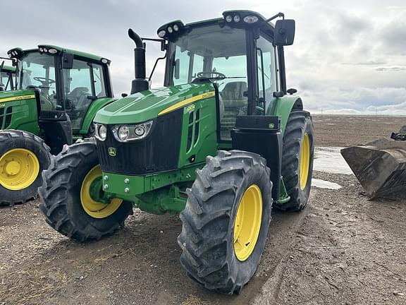 Image of John Deere 6110M equipment image 3