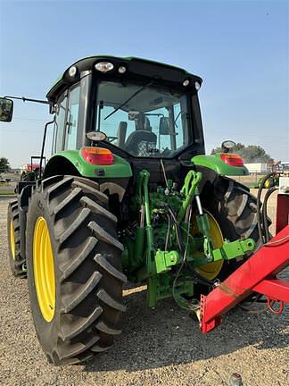 Image of John Deere 6110M equipment image 4