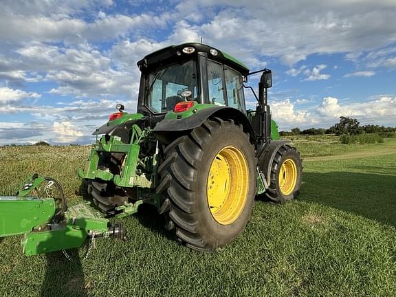 Image of John Deere 6110M equipment image 4