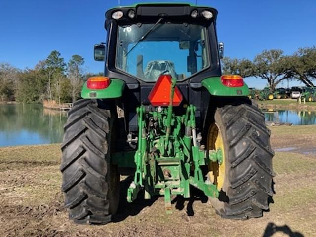 Image of John Deere 6110M equipment image 4