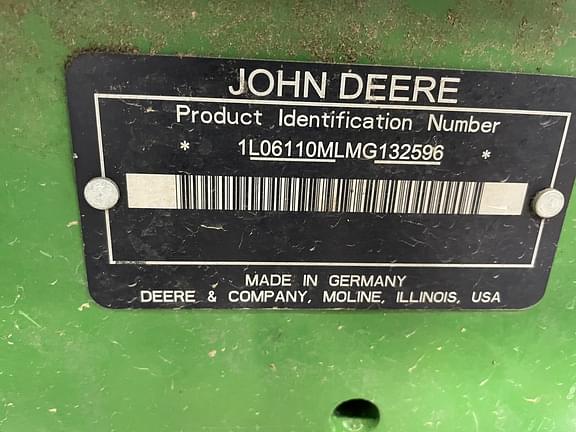 Image of John Deere 6110M equipment image 2