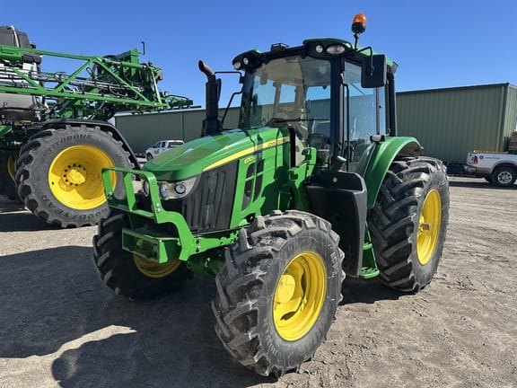 2022 John Deere 6110M Equipment Image0