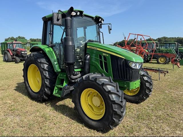 Image of John Deere 6110M equipment image 3