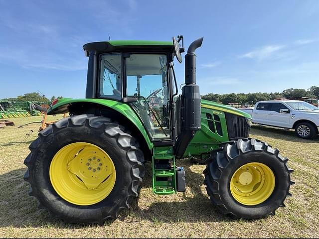 Image of John Deere 6110M equipment image 4