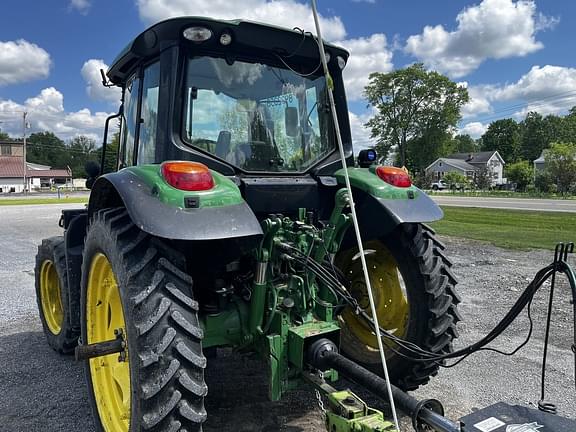 Image of John Deere 6110M equipment image 3