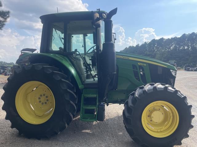 Image of John Deere 6110M equipment image 4