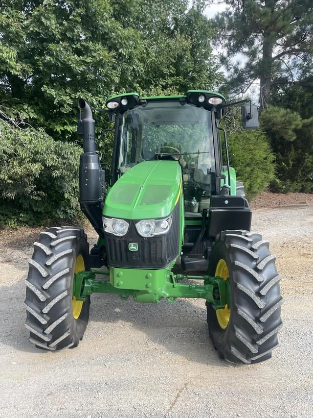 Image of John Deere 6110M equipment image 2