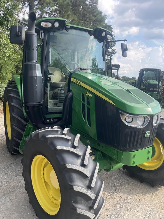 Image of John Deere 6110M equipment image 3