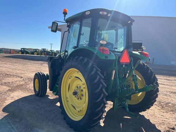 Image of John Deere 6110M equipment image 3