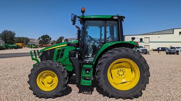 Image of John Deere 6110M equipment image 2