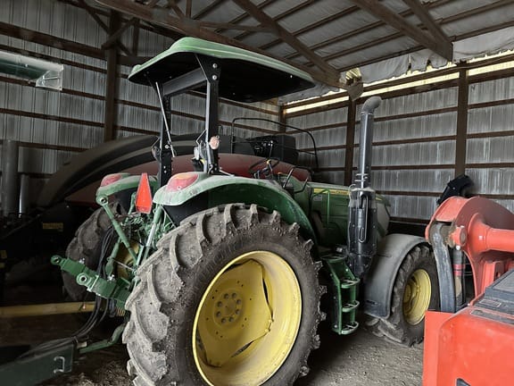 2022 John Deere 6110M Equipment Image0