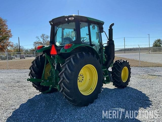 Image of John Deere 6110M equipment image 4